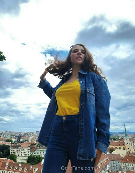 charming dora free star gallery