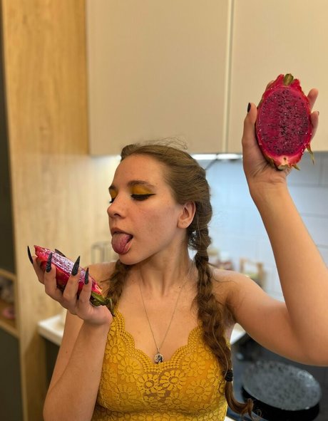 charming dora perfect actress archive