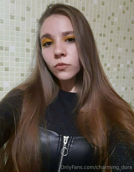 charming dora model perfect pictures