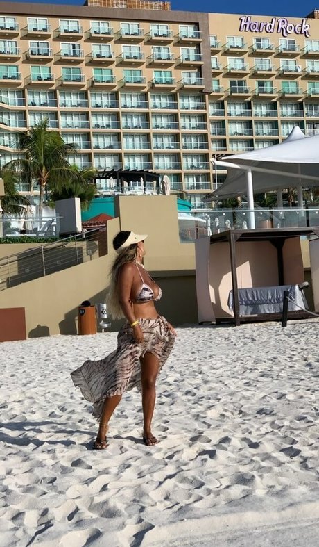 Nana Magalhaes model beautiful pics