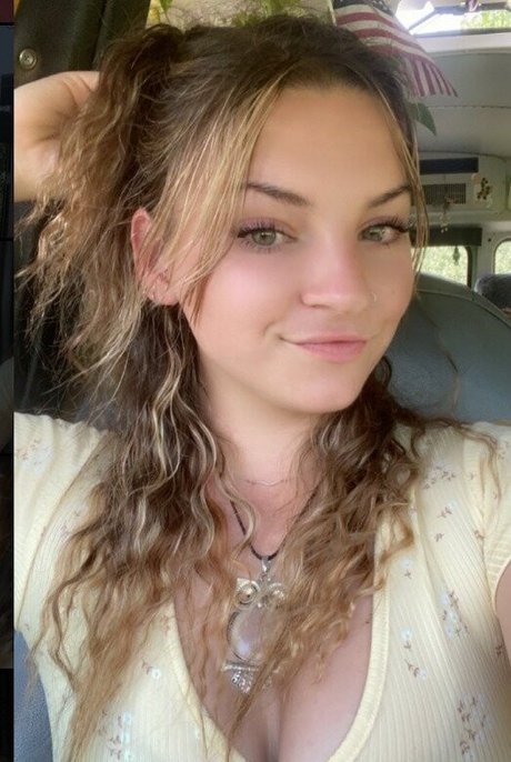 Stoneyybabe420 hot star photo