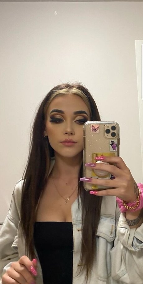 Badgirljayde star pornographic image