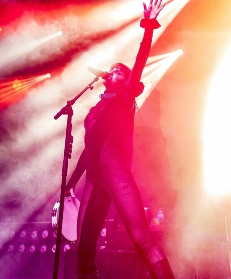 lesbian fingering onlyfans sex img