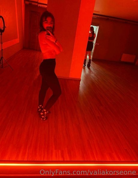 valiawixx model nice picture