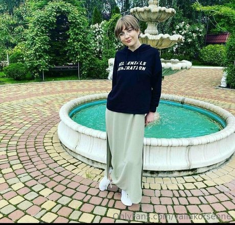 valiawixx nude star pics