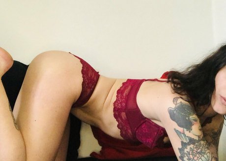 yourcuteelena Profile