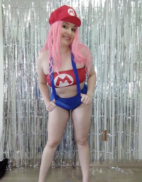 PamFeet exclusive pornstar archive