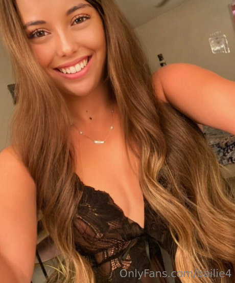 newcrush porn model img