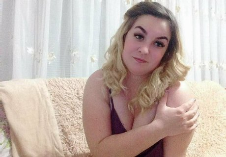 bun with jam hot actress picture