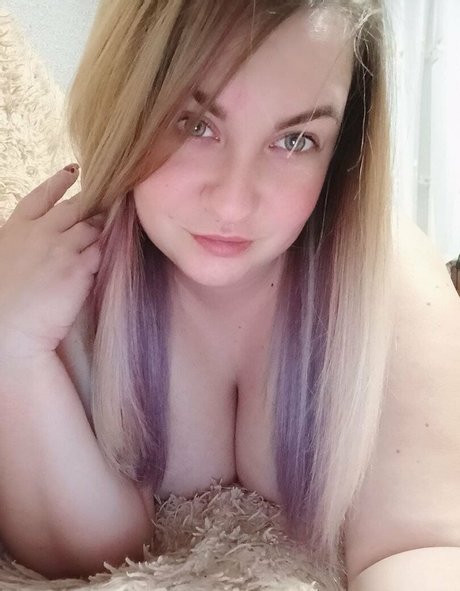 bun with jam high quality star pic