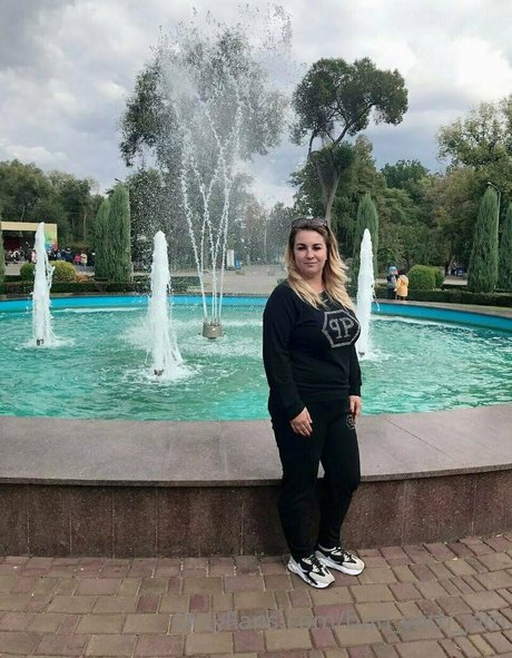 bun with jam high quality actress img