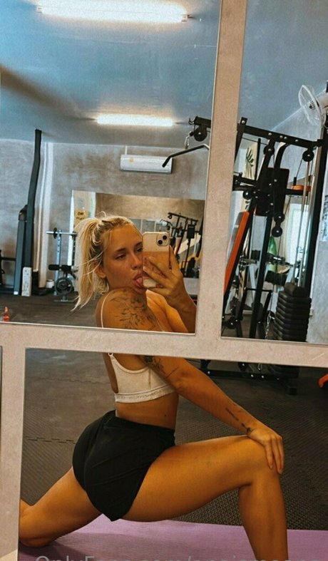 sianaanaom pornstar nice picture