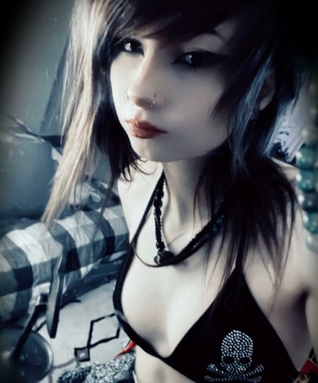 xxbloodymascaraxx model naked galleries