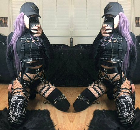 cyberfaee model xxx pictures