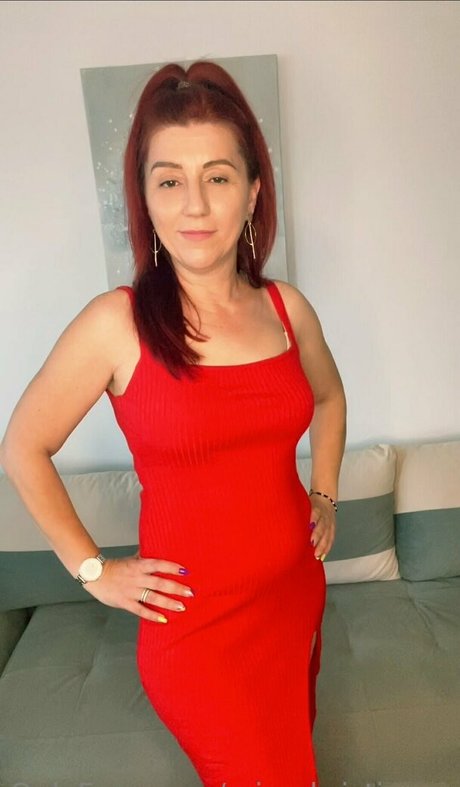 misschristinee erotic model gallery