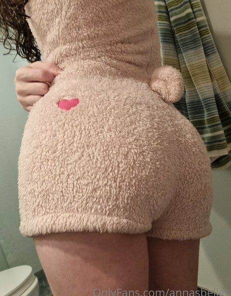 annasbelles model hd picture