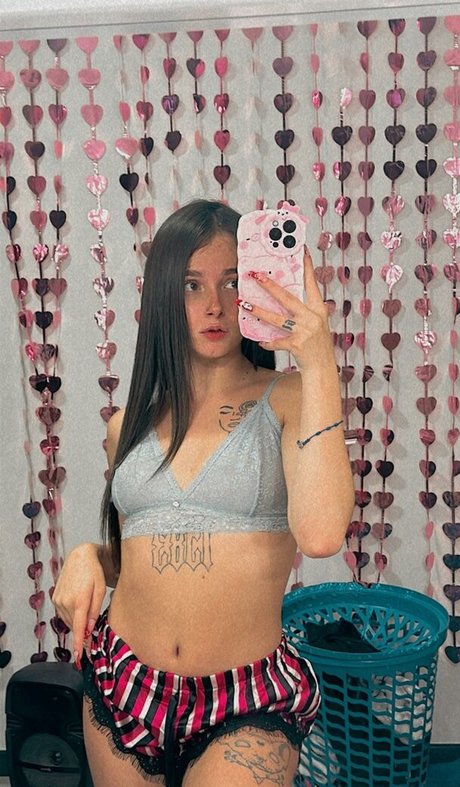 Lucyy tayy perfect model photos