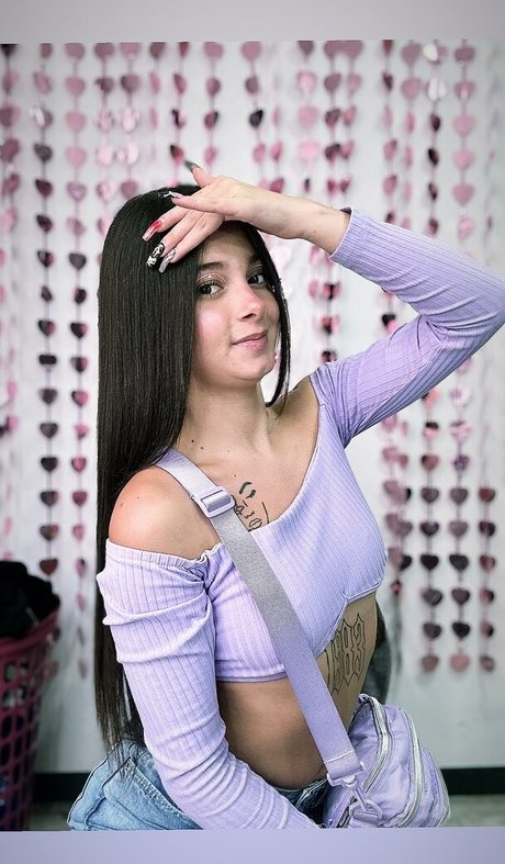 Lucyy tayy exclusive model picture