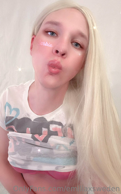 emiliaxsweden hd star img