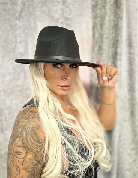 skinny shemale onlyfans free sexy pics