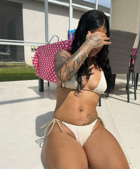 sucking tits onlyfans hd pic