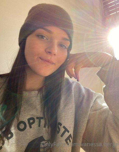 Vanessa Berge xxx star photo