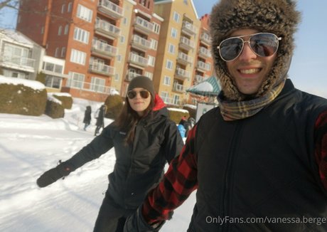 Vanessa Berge erotic pornstar img