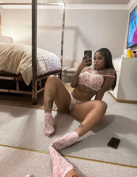 iampree pornstar high quality photos