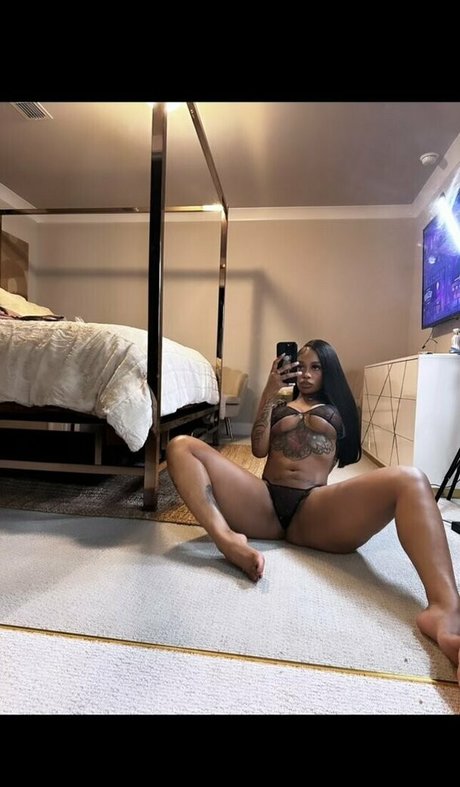 iampree sexy star photos