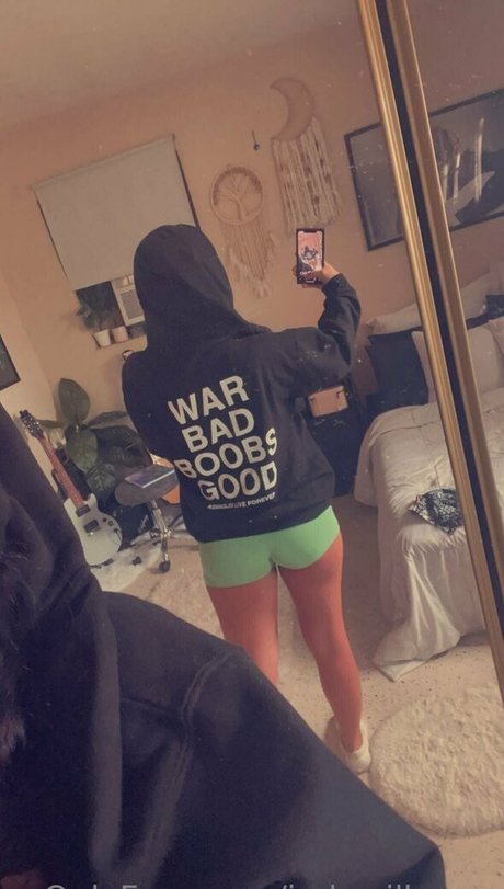 jadewillowxo model hot pics