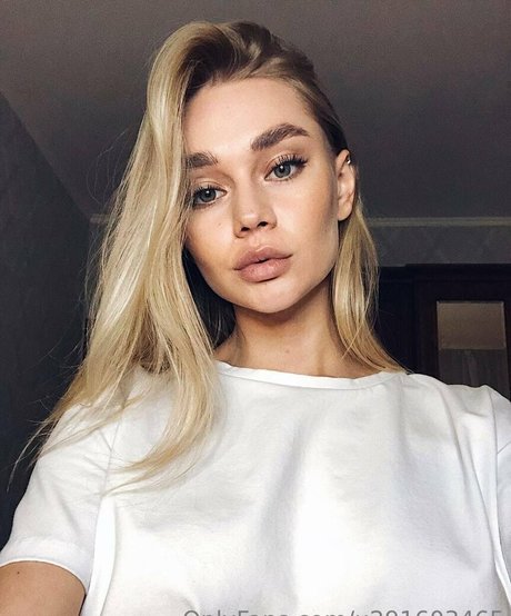 uwetpeach top star pics