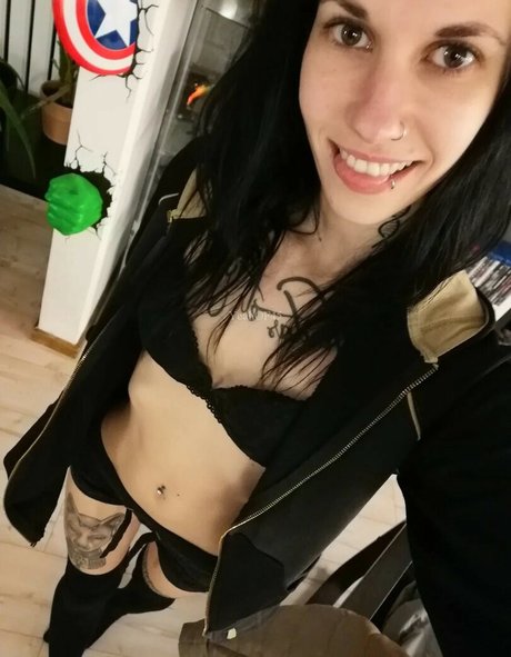 SkinnyBitch pornographic actress picture