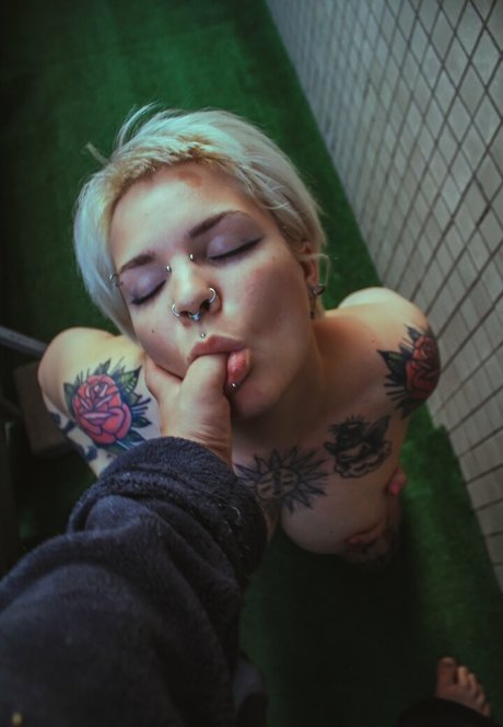 pollyyvla model pretty photo