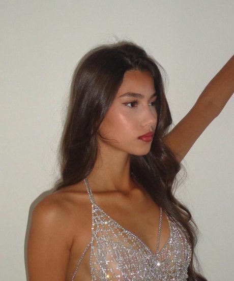 yasmindlm nudes model archive