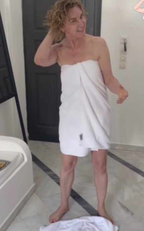 Anthea Turner xxx actress pic