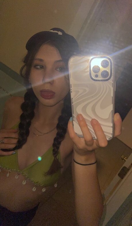 Siosay xxx star pics