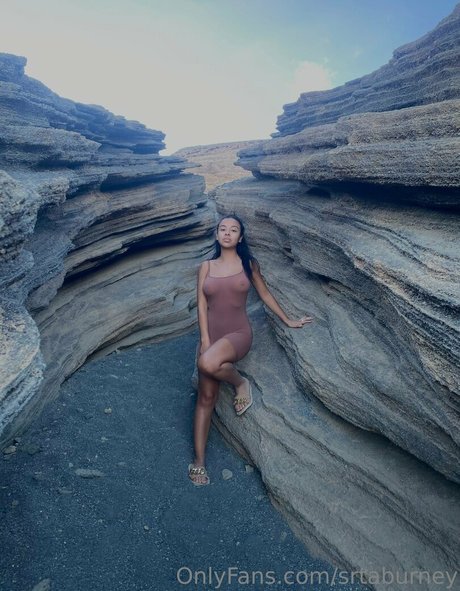 kaarlitaa20 star naked photos