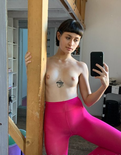 hristyaya adult actress picture