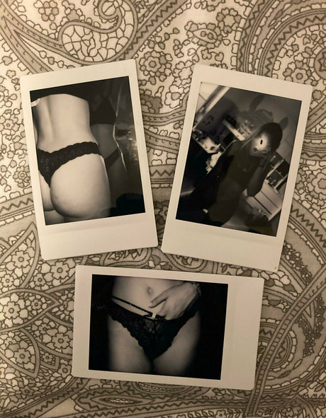 sexysecretelie model nice archive