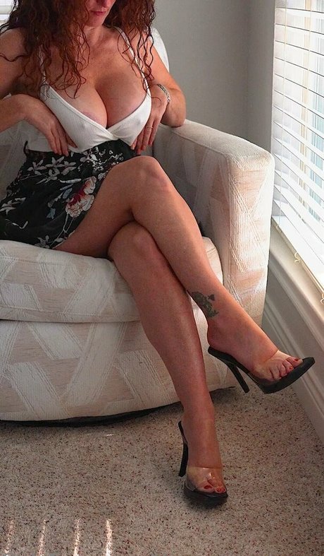 therestlesshousewife2121 sex model gallery