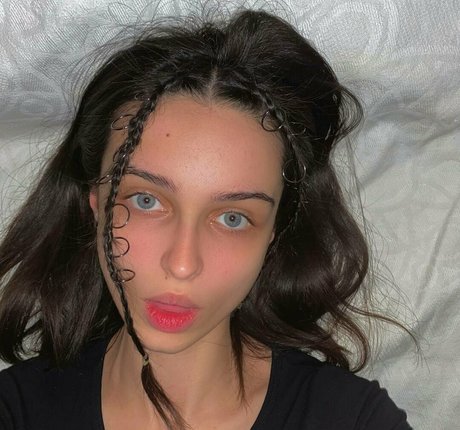 maryloveeeefree best model pic