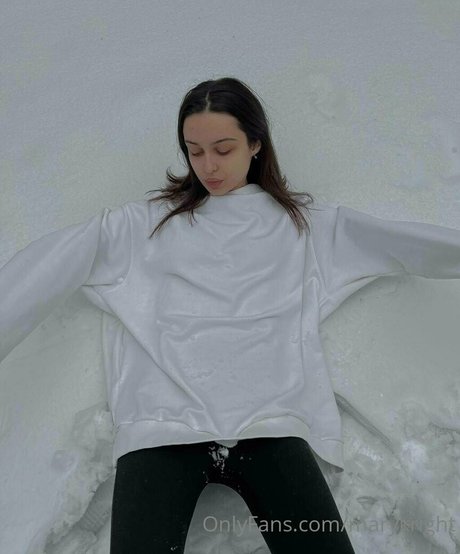 maryloveeeefree art model image