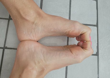 laila lou star nudes pics