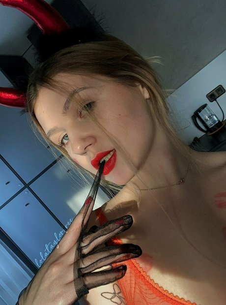 beauty gymmast naked model galleries