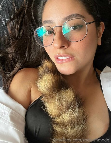 zoelushmodel model nice pics