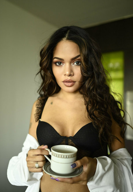 thick girls onlyfans free porn photos