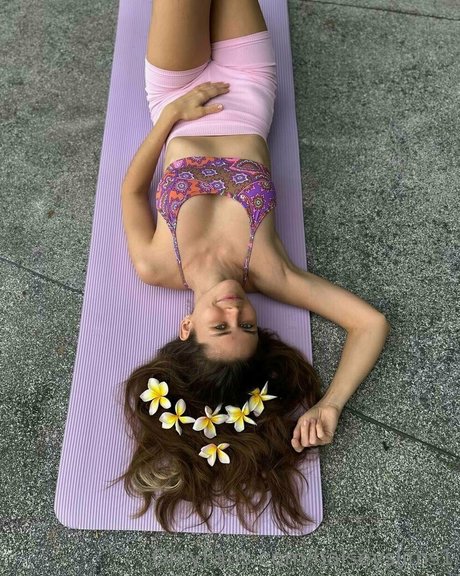 halseyslims1 beautiful actress image