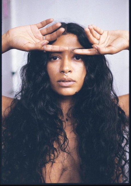 Lee Mariah Armoogam model top galleries