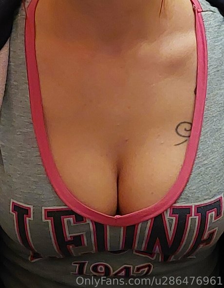 lalollymoni xxx actress pic