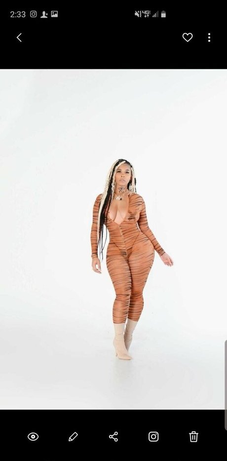 lebraa hot actress pic